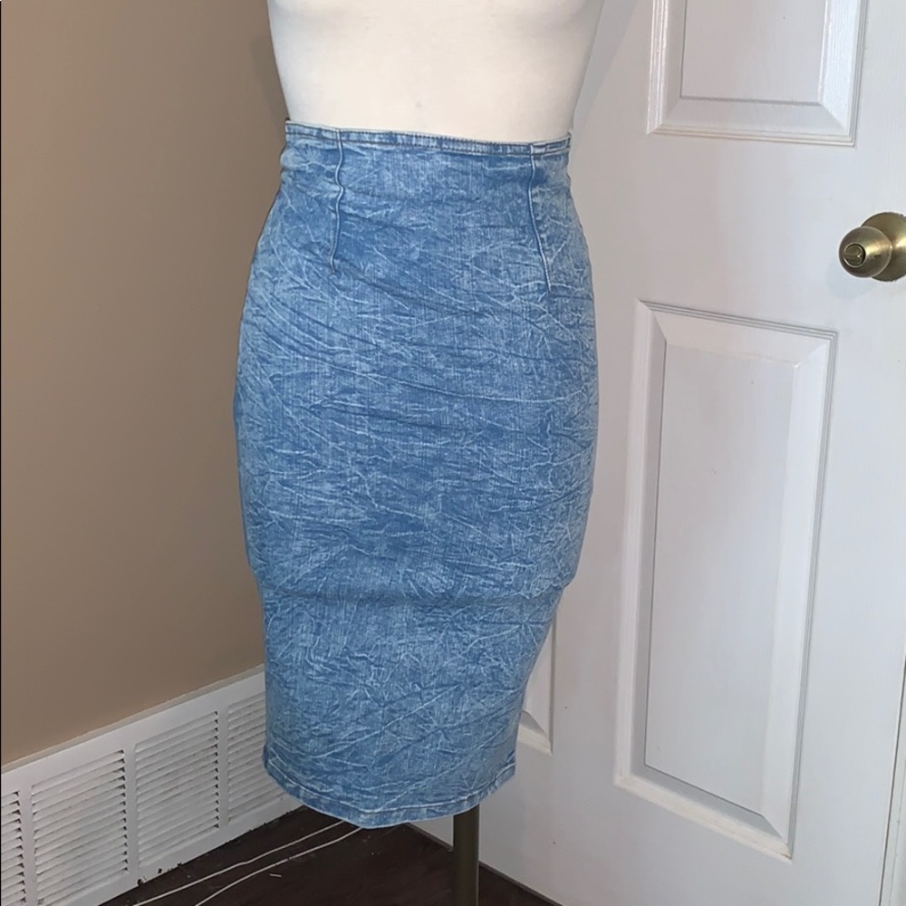 Fitted Stretchy Jean skirt